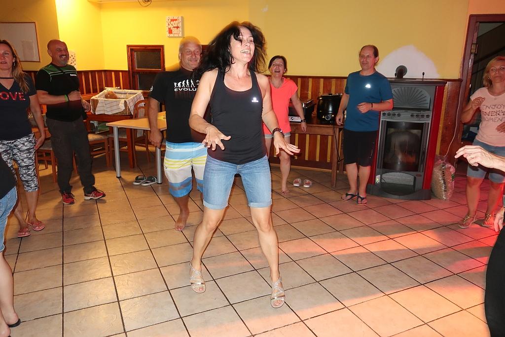 IMG_0032.JPG IMG_0032.JPG